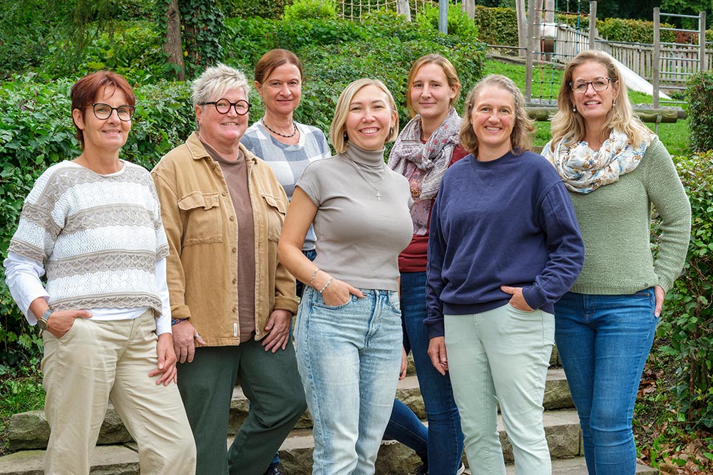 Gruppenbild Schulbegleiterinnen